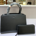 Sac à main BAGCO avec portefeuille assorti. – Image 2